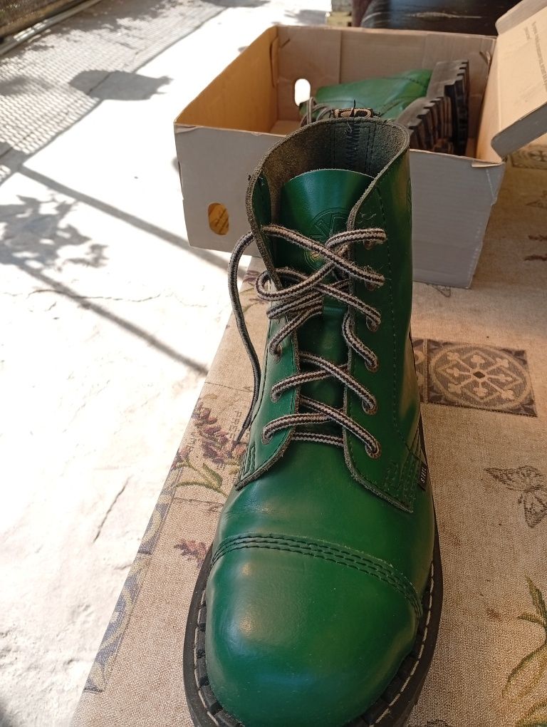 ФАСТ ПРОДАЖА!!!Ботинки dr martens steel