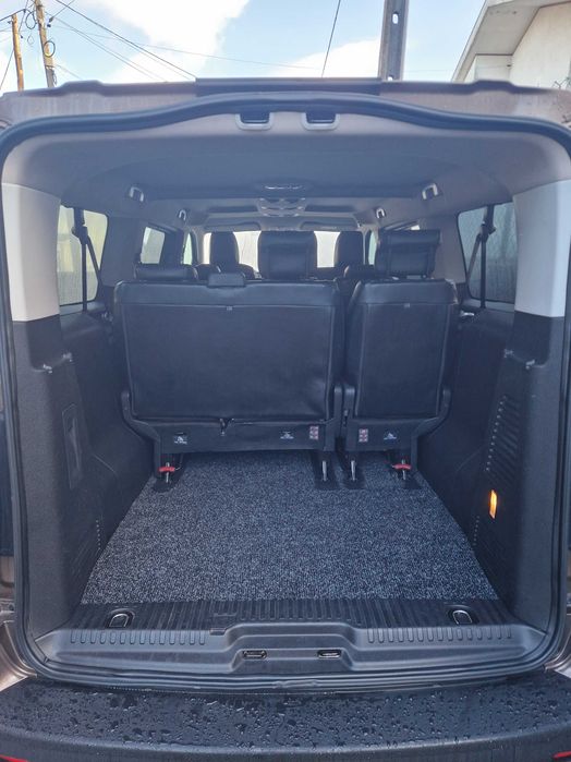 Aluguer carrinha 9 lugares ou aluguer com motorista