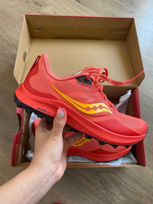 Кросівки жіночі для спорту Saucony