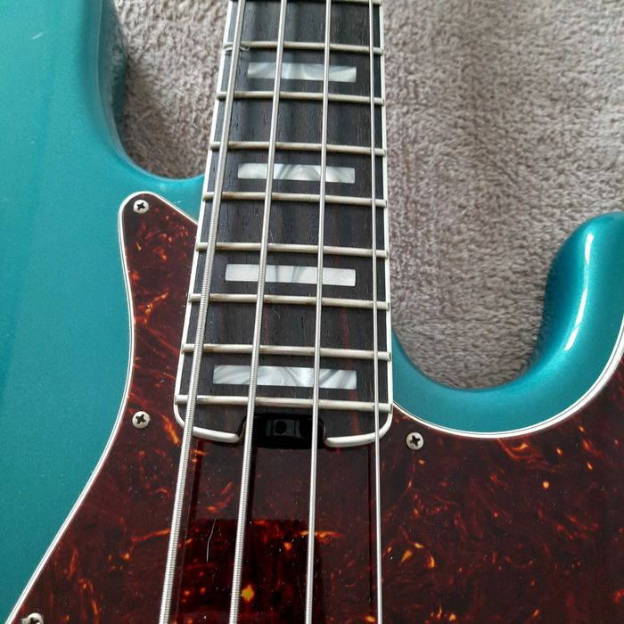 Fender Jazz-Bass elite