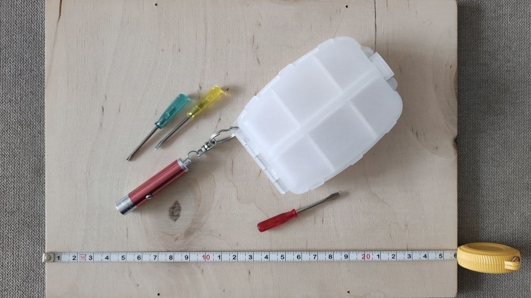 Składane pudełko na drobiazgi, mini zestaw majsterkowicza