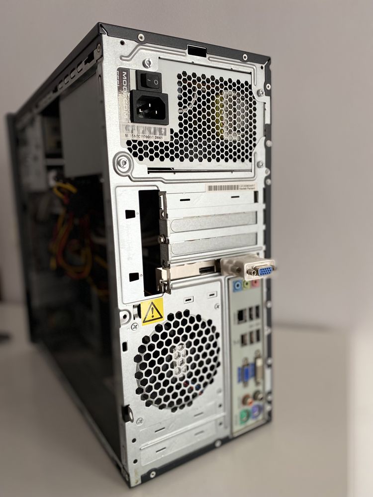 Komputer Stacjonarny HP Inel Core Quad Q9300 2,5 GHz