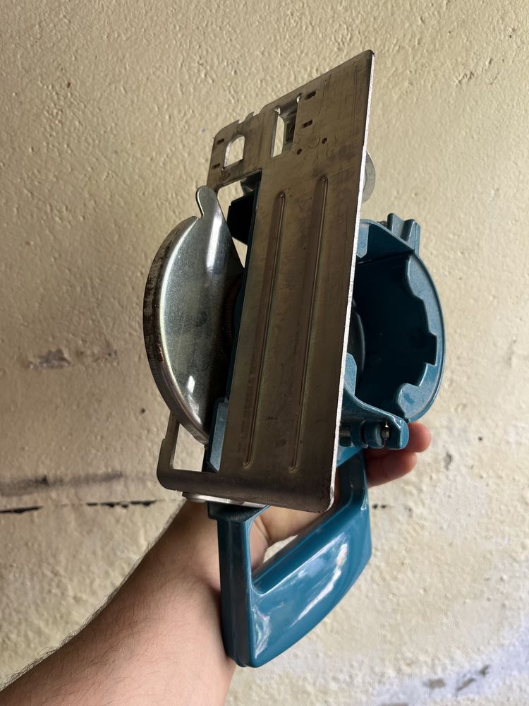 Serra de mao para berbequim black e decker.