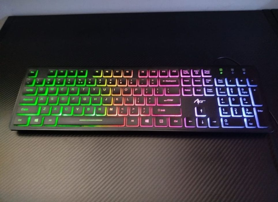 Klawiatura gamingowa podświetlana