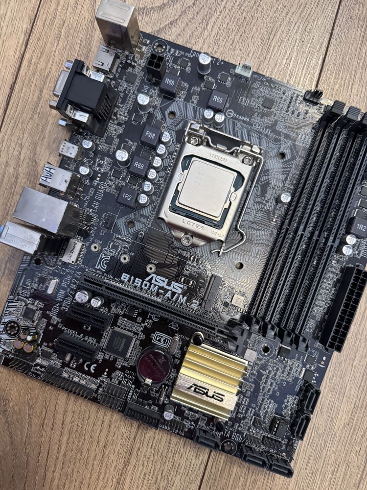 Plyta asus plus procesor intel wszystko widoczne na zdjeciach