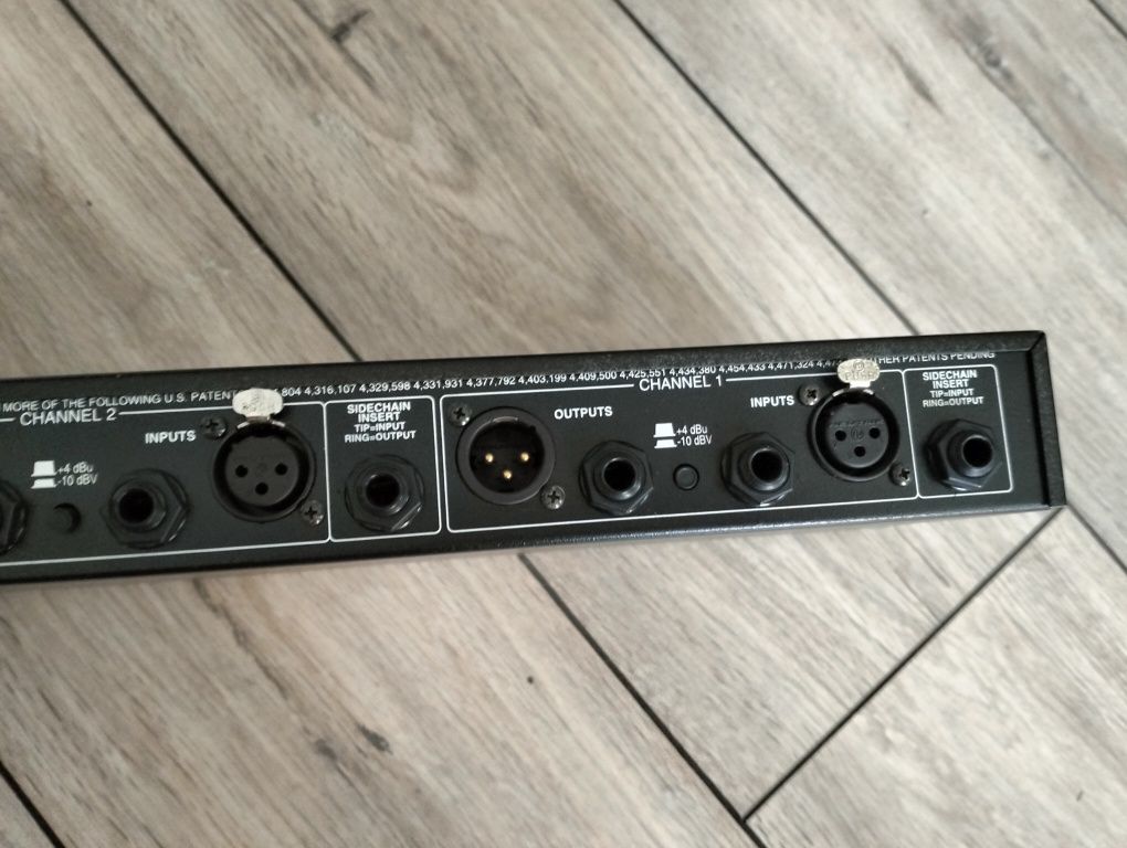 DBX 166xl kompresor compressor dwukanałowy bramka limiter gate