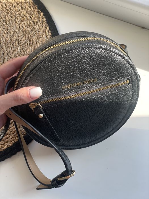 Шкіряна поясна сумка Michael Kors