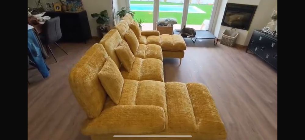 Sofá novo Amarelo
