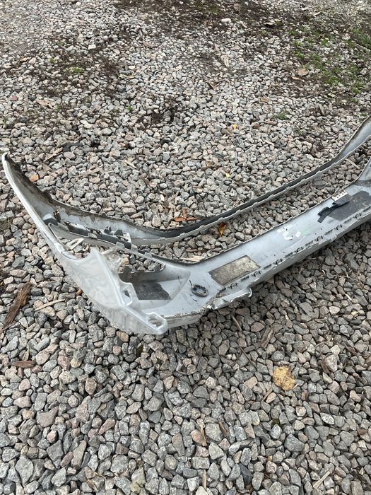 Бампер Джета7 оригинал