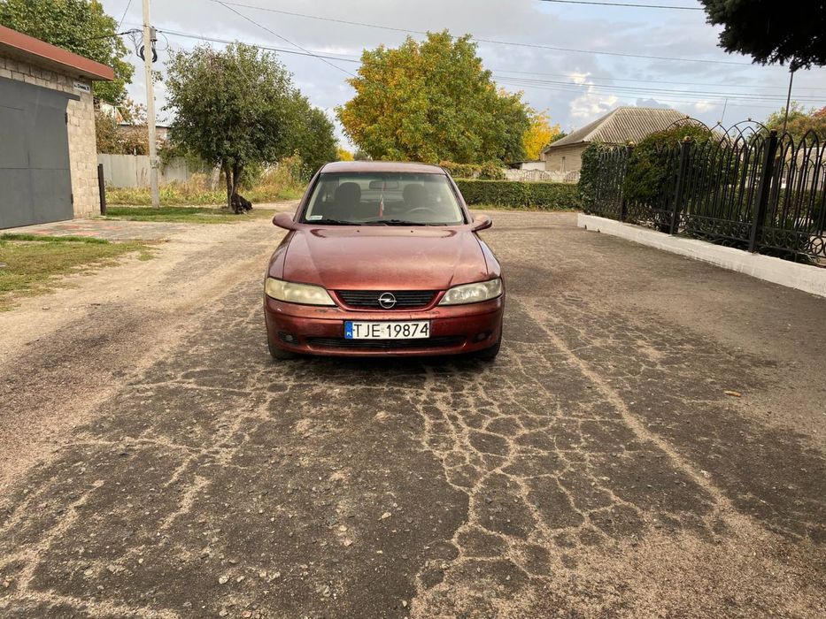 Opel Vectra Restailing 1.8 бензин