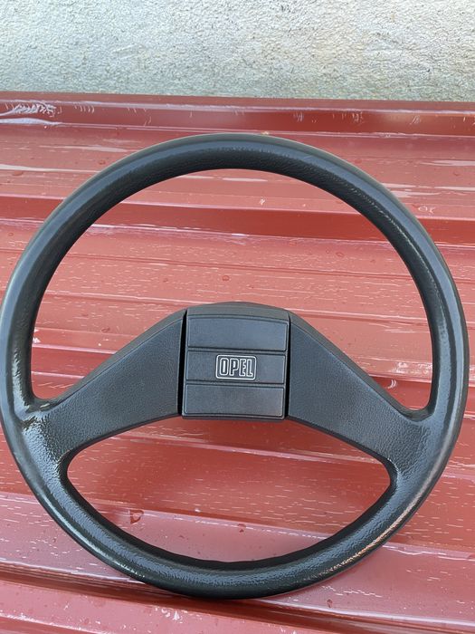 volante opel corsa A