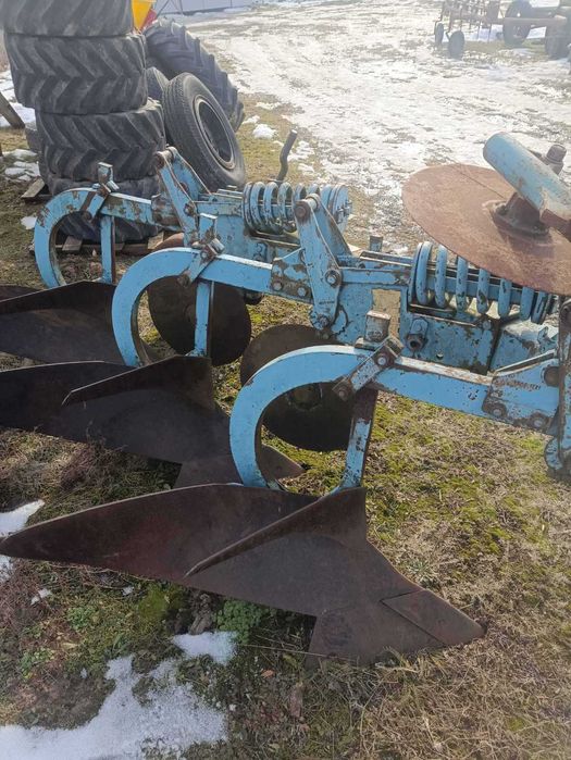 Продам плуг з Польщі