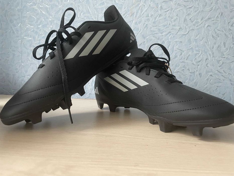 Футбольні бутси для футболу хлопчика Adidas бутсы футбольные розм 41