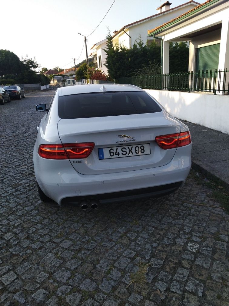 Vende-se  jaguar xe