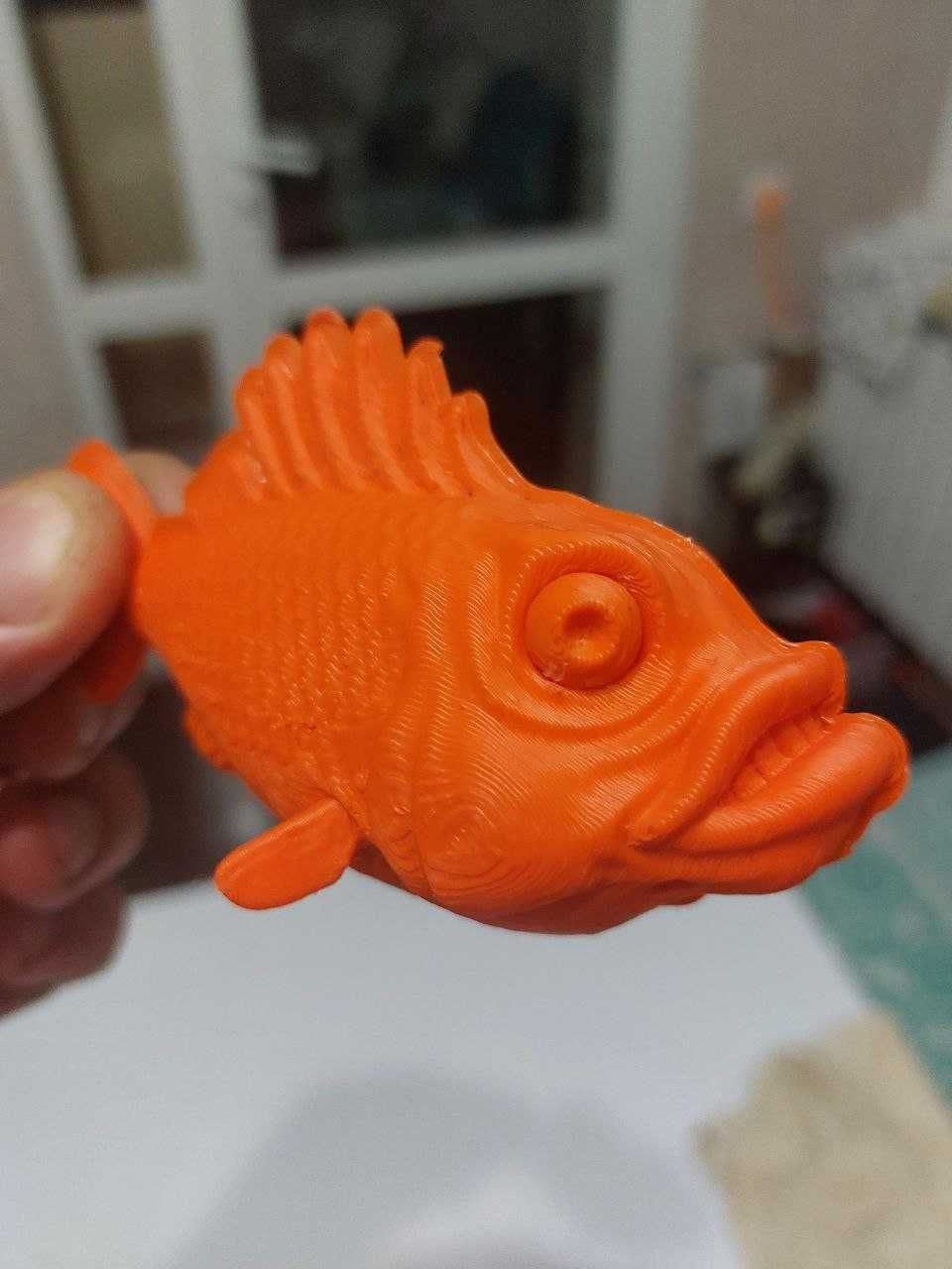 Продам брелки статуэтки в форме рыбы