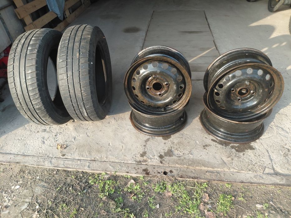 Сталеві диски r14 + 2 колеса (літо)