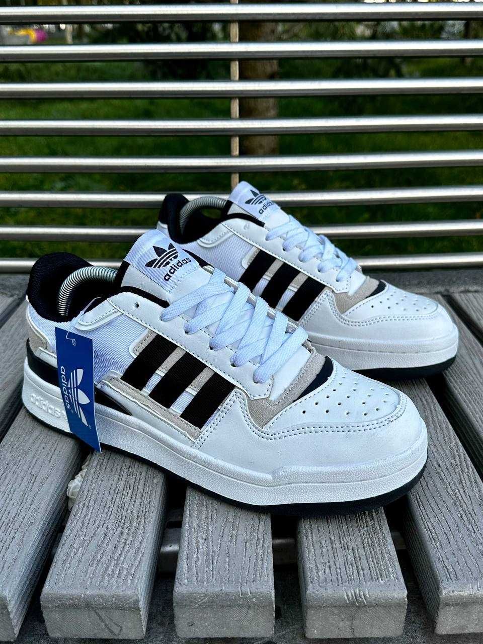 Кросiвки Adidas Forum low 
Made in Vietnam натуральна шкіра