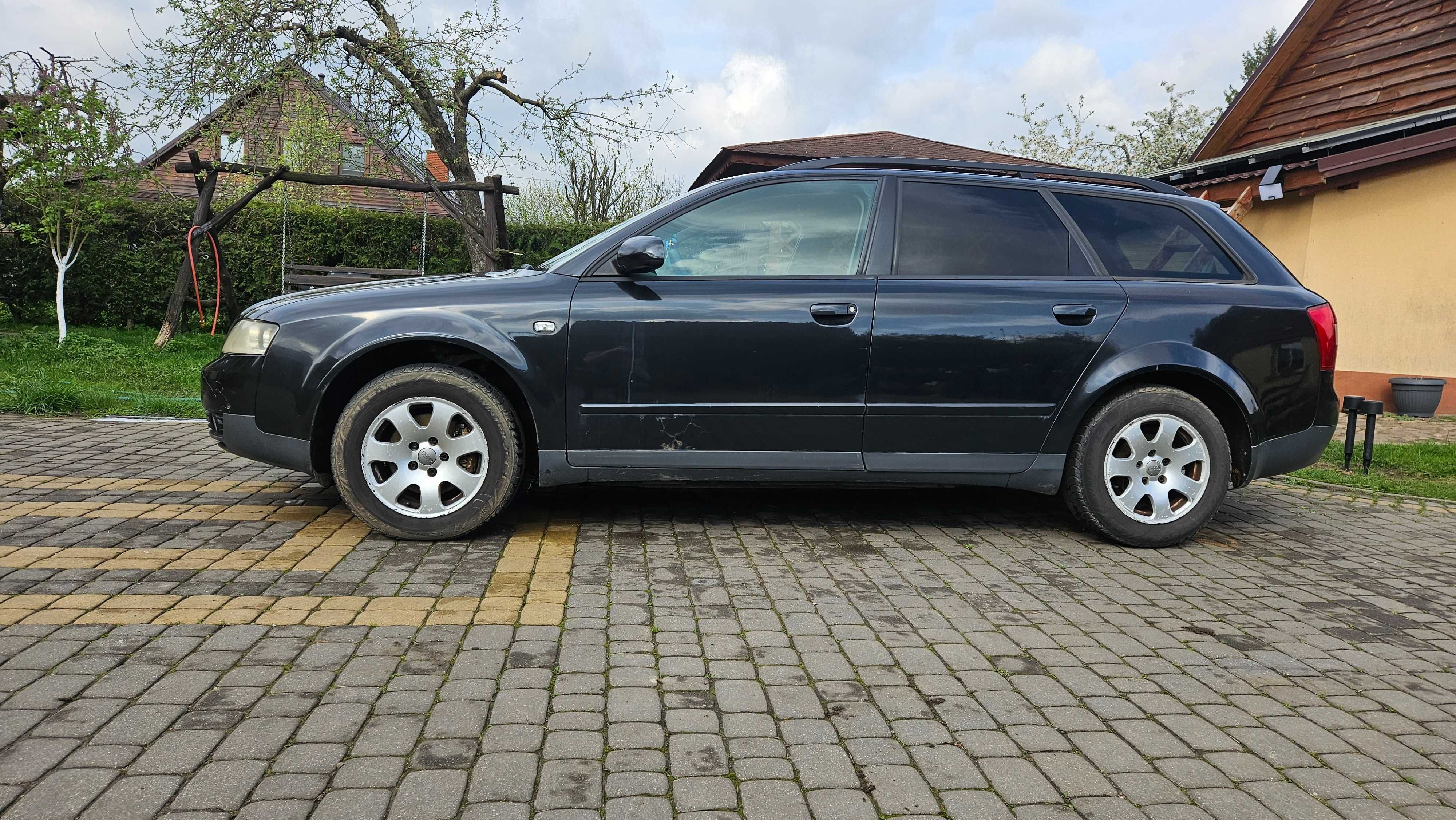 Audi A4 B6 1.9TDI 130km czarny kombi 2004