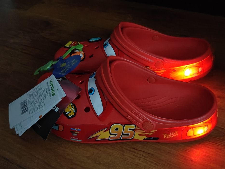 Klapki Chodaki Crocs McQueen świecące nowe, r. 42-43 ORYGINALNE