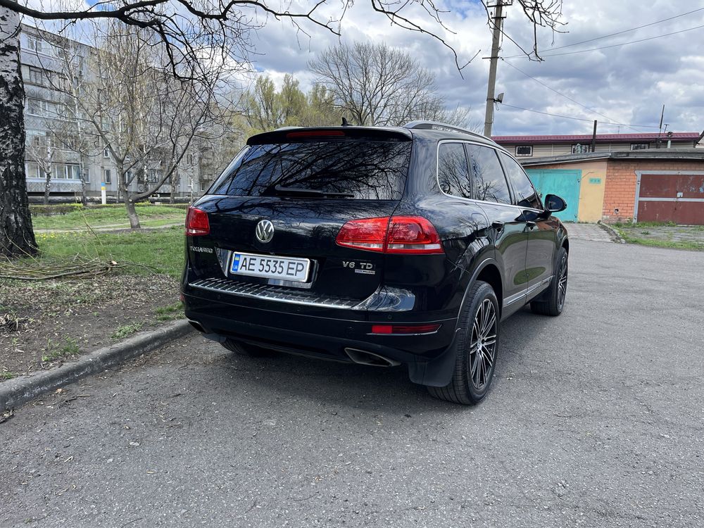 Продам автомобиль Volkswagen Touareg