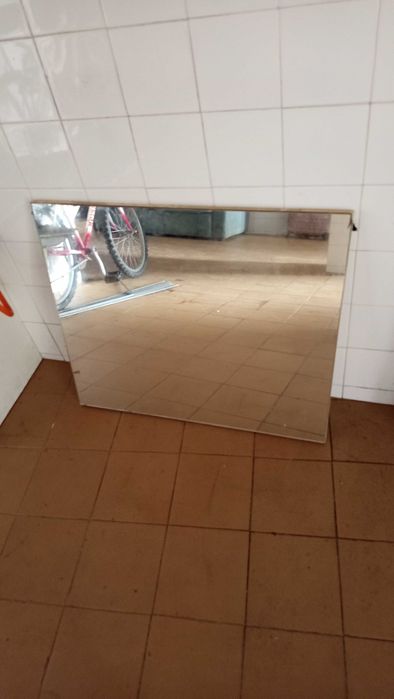 Espelho para pendurar na parede