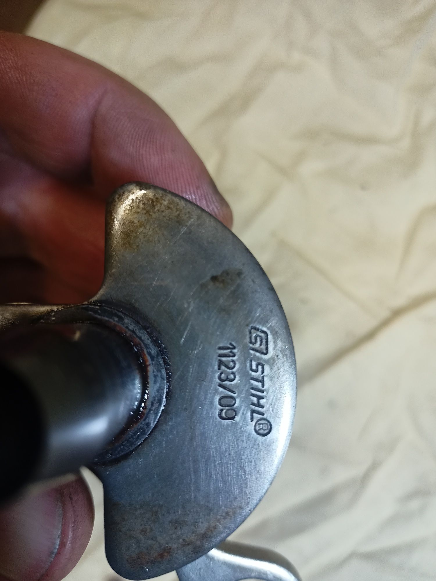 Wał korbowy pilarki Stihl 23