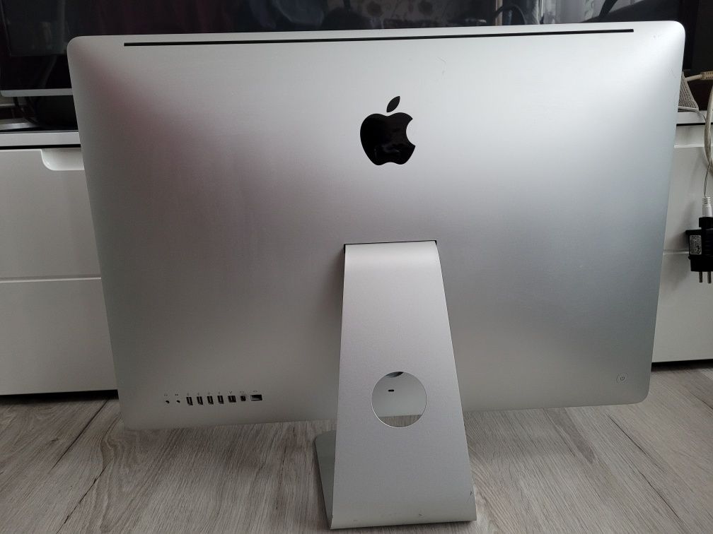 Sprzedam iMac Apple 27 Myszka i klawiatura