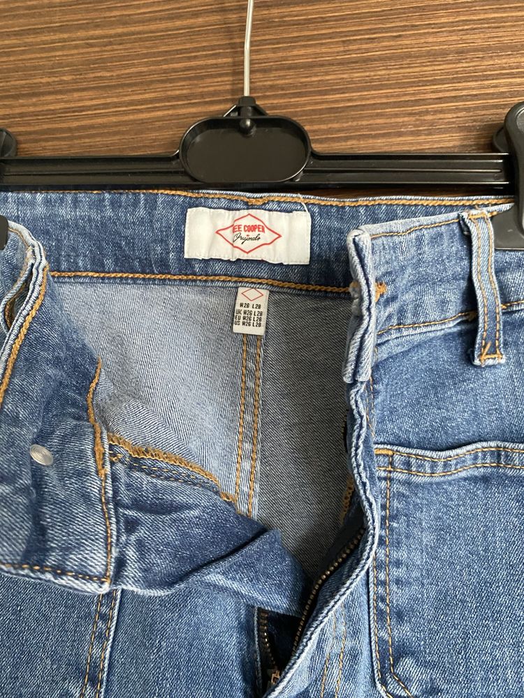 Spodnie Lee Cooper W26 W28  rozm.164 rozszerzane gratis Levis