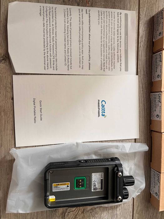 Портативна DMR радіостанція Caltta PH600 U + додатковий акумулятор