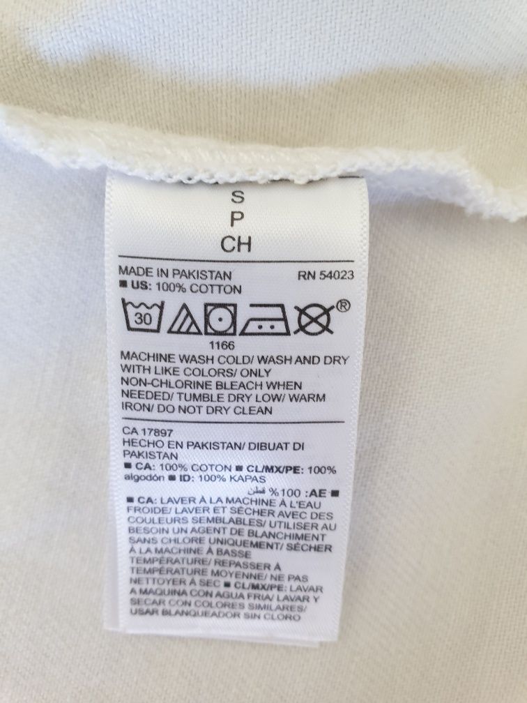 Blusão branco da marca Old Navy