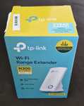 wzmacniacz sygnału WI-FI firmy TP-LINK model TL-WA850RE
