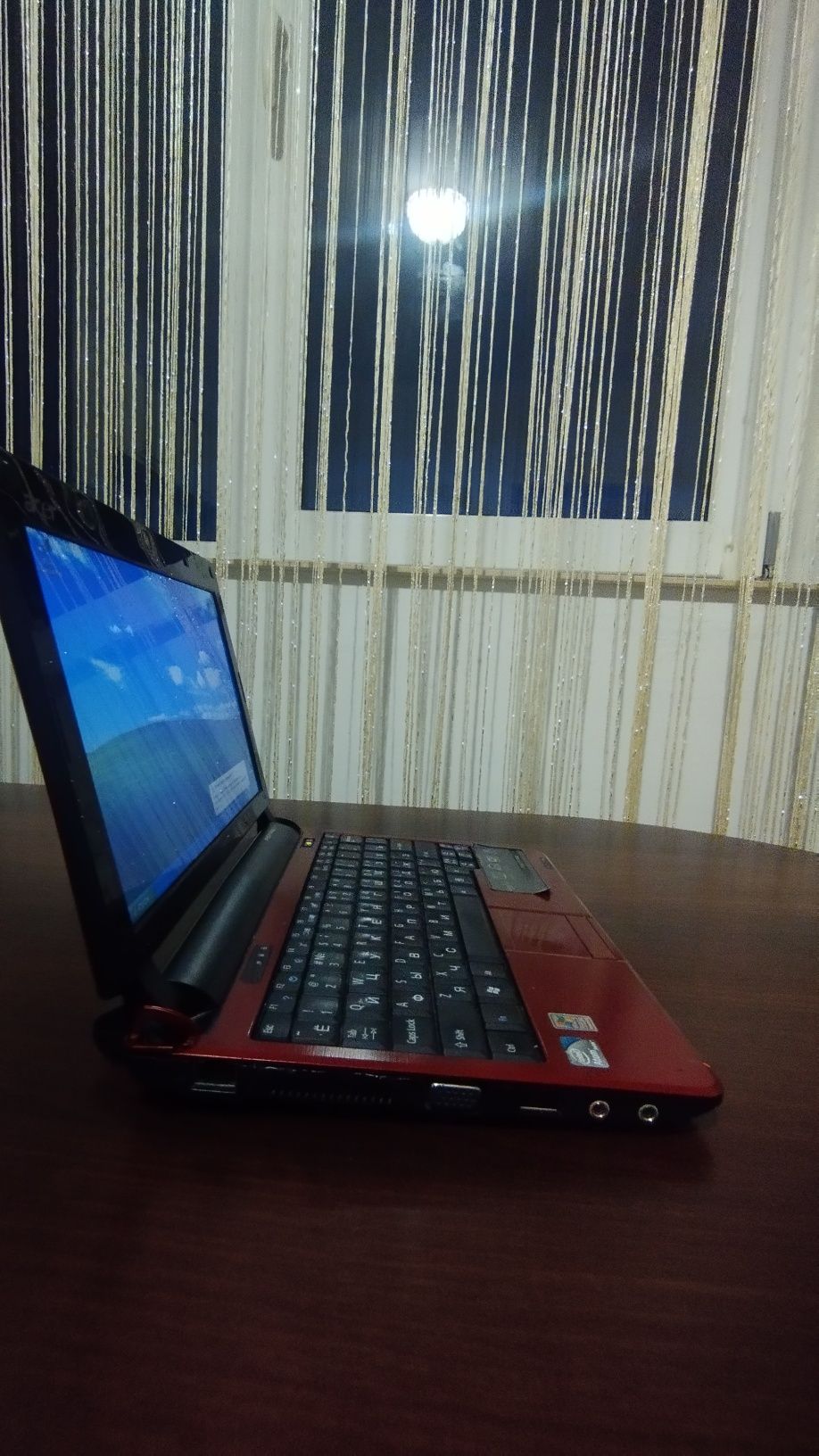 Acer aspire one (kav60)