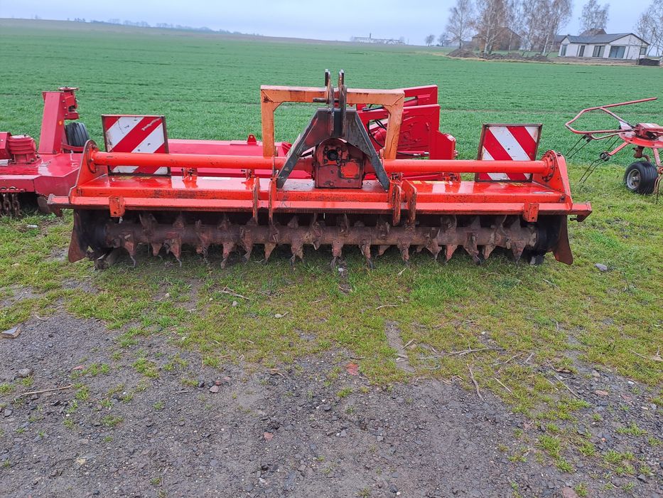 Glebogryzarka  Howard 3m