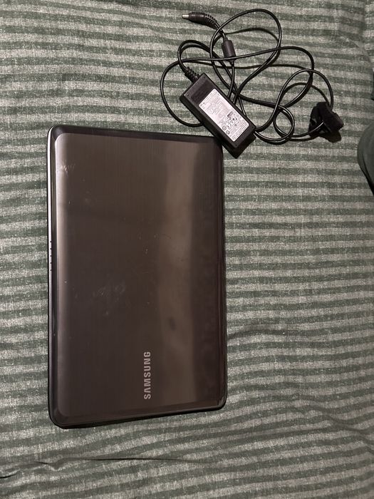 Ноутбук Samsung NP-R523 Донор