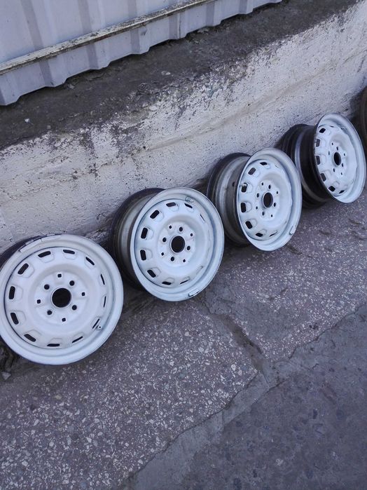 Диски колесные ваз ,ланос ,Опель 14 GM завод Омега 4 шт