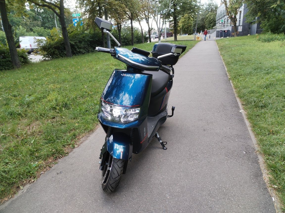 Електроскутер VOLT-MAX 72V 2000W