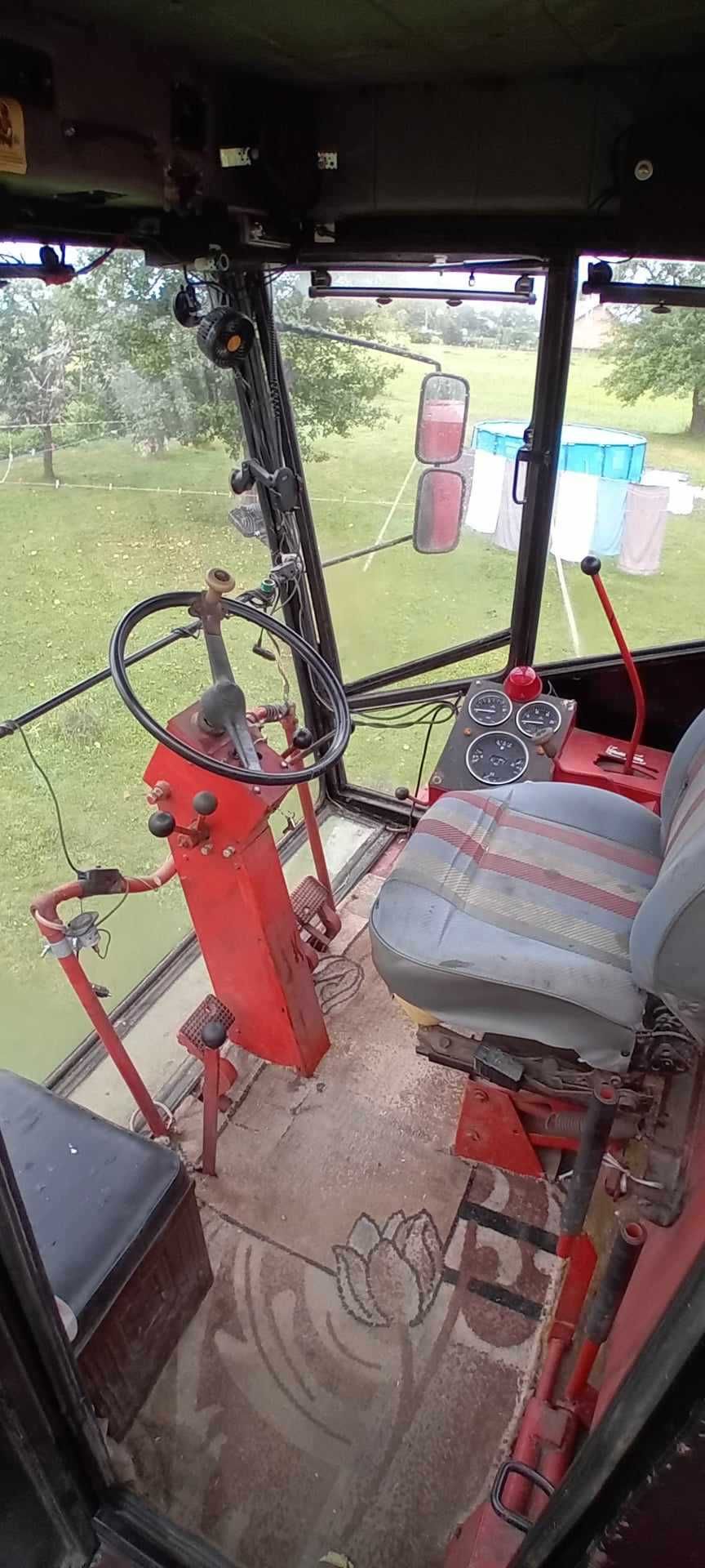Kombajn Bizon Z056