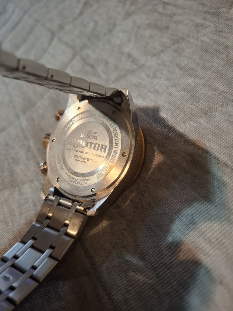 Sprzedam invicta aviator