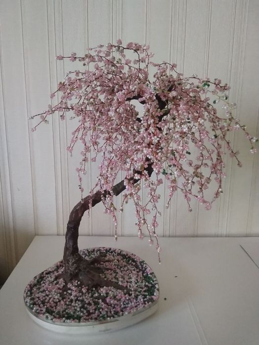 Продам  деревья-подарки ручной работы бисер