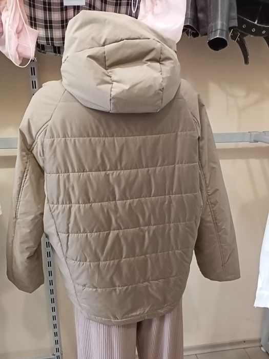 Куртка осінь з капюшоном р. 52-54