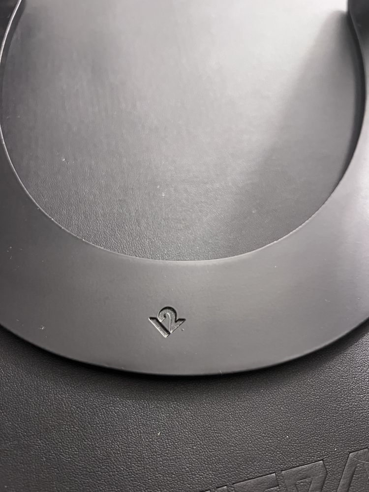 Aluminiowa podstawka pod laptopa Curve jak nowa
