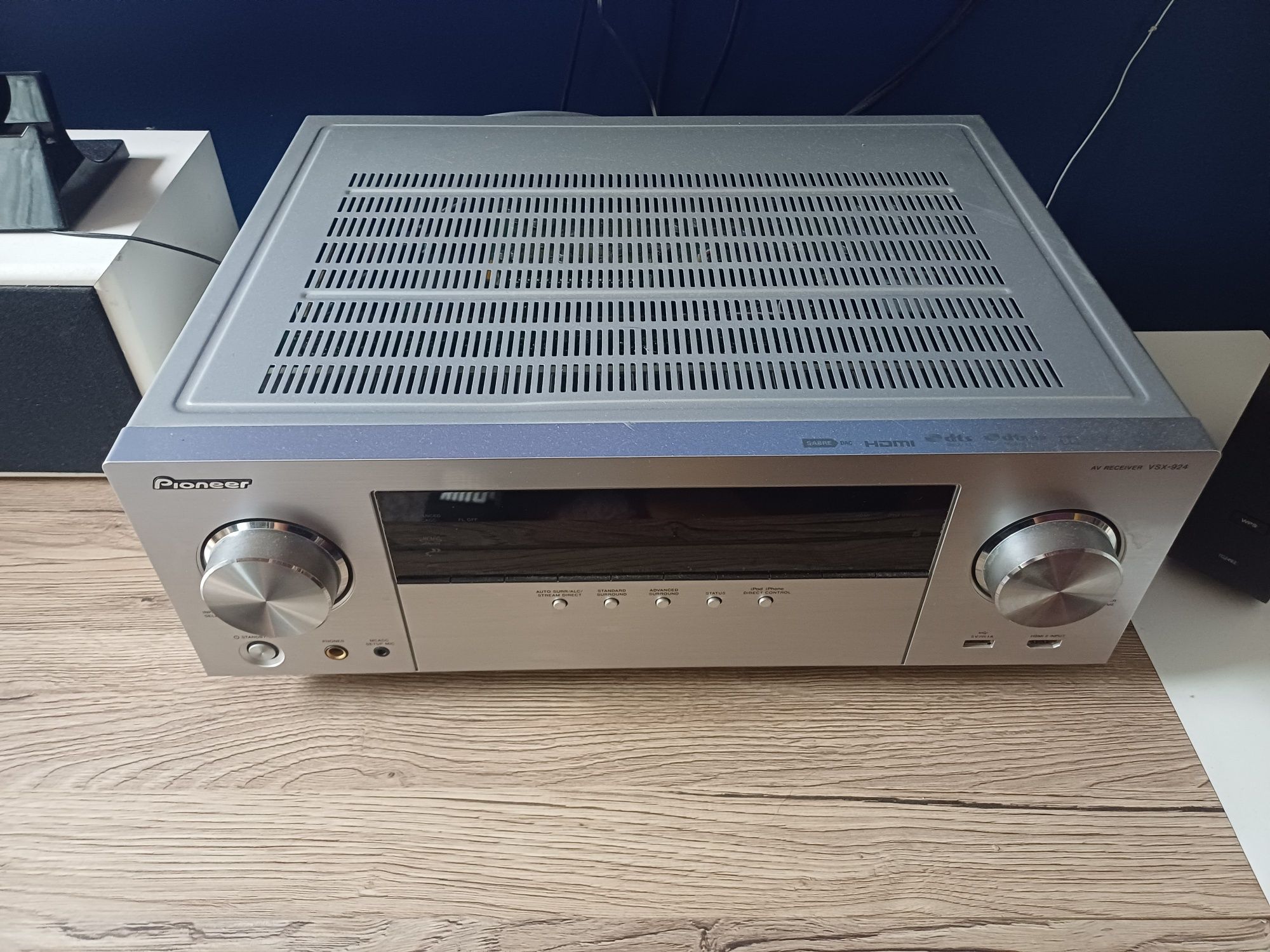 Amplituner Pioneer