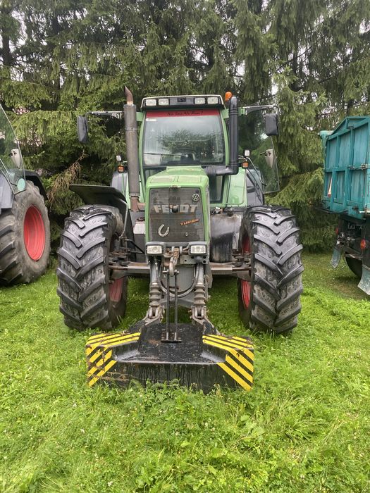 Fendt Favorit 824
