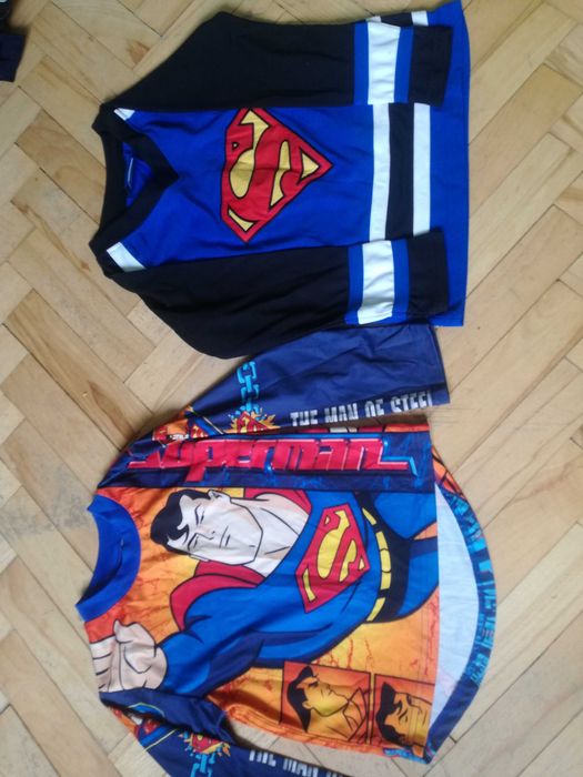dla małego Supermana -  bluzy chłopięce z logo