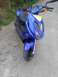 Yamaha aerox 50r