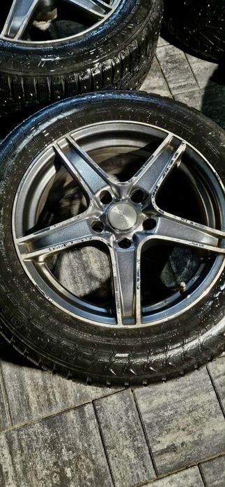 Sprzedam koła 225/60/17”