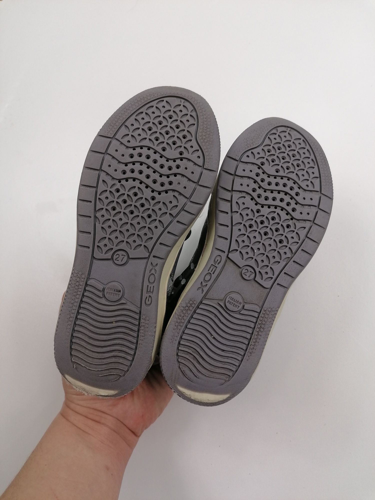 Buty geox rozm. 27 swiecace