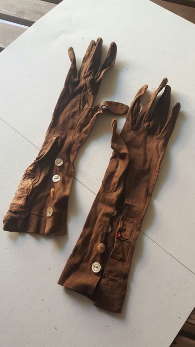 Luvas antigas de museu