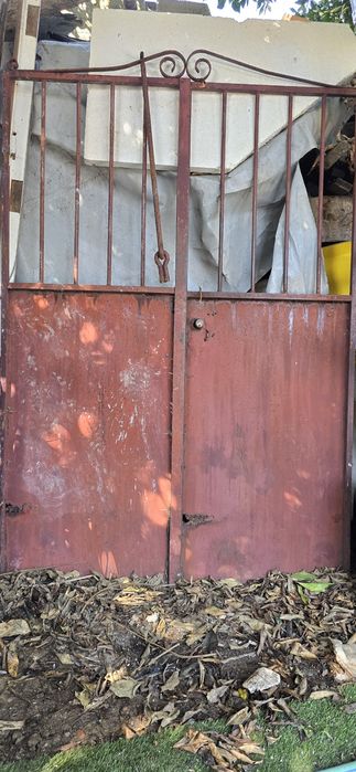 Portão todo em ferro antigo 1.15x1.64