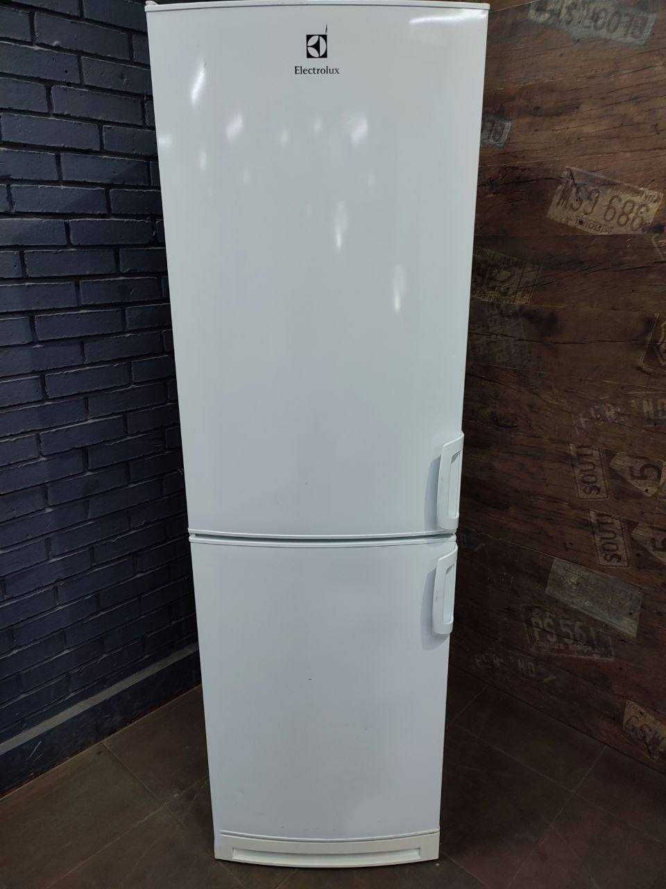 Холодильник Electrolux EJ2801AOW2, доставка, гарантія